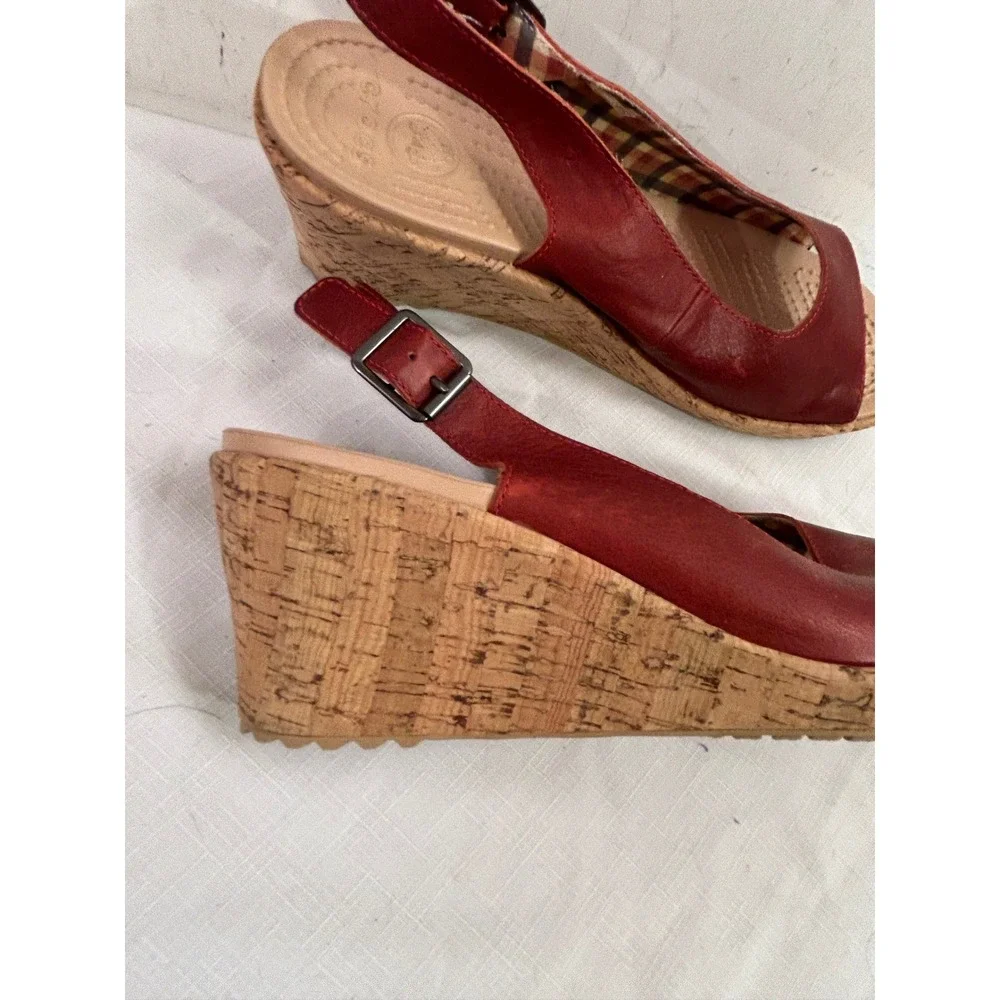 Crocs Leigh Wedge Sandal 8 Red Leather Cork Heel Slingback Womens